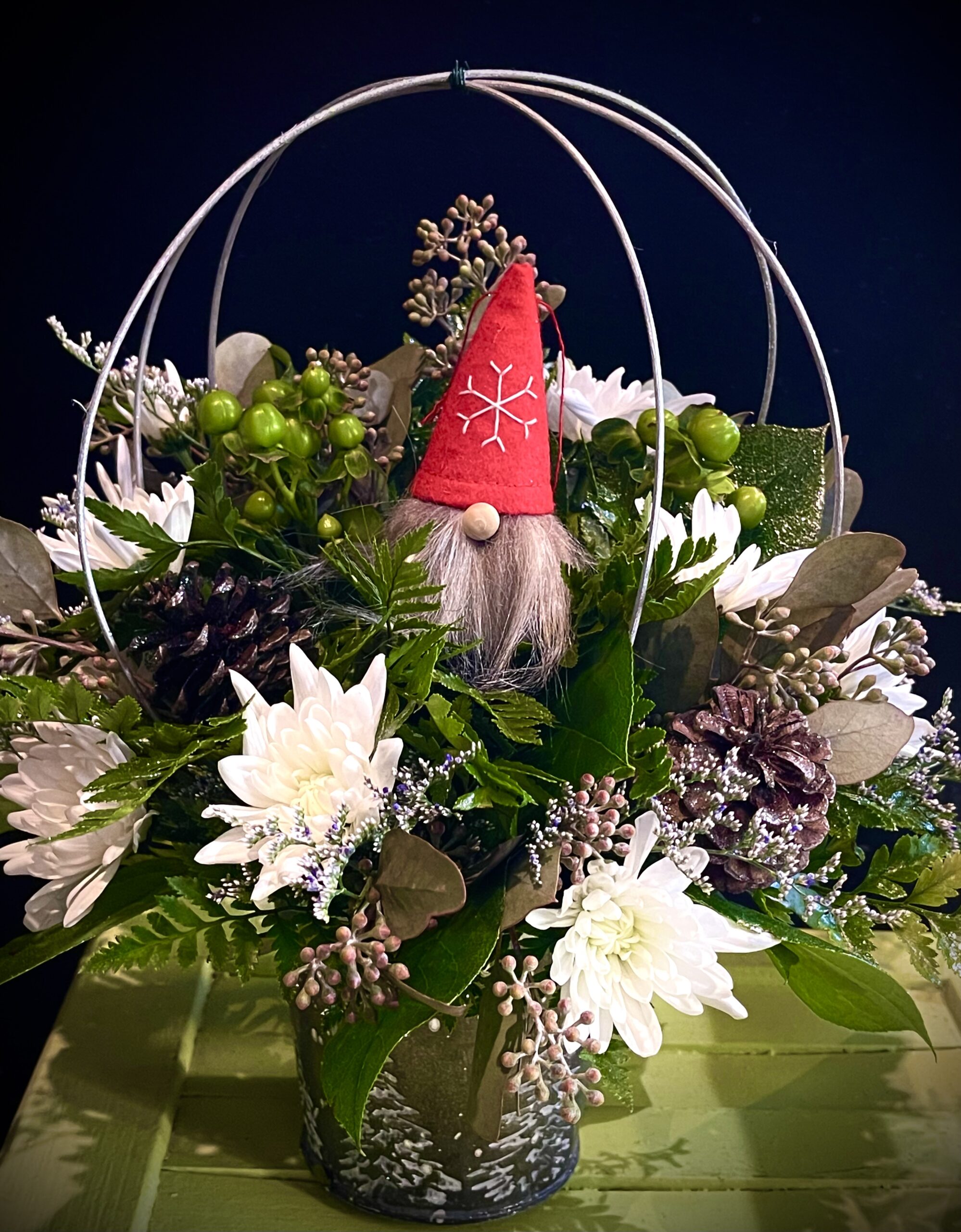 These Winter Floral Arrangements Will Upgrade Your Seasonal Decor  Winter  floral arrangements, Christmas floral arrangements, Christmas flower  arrangements