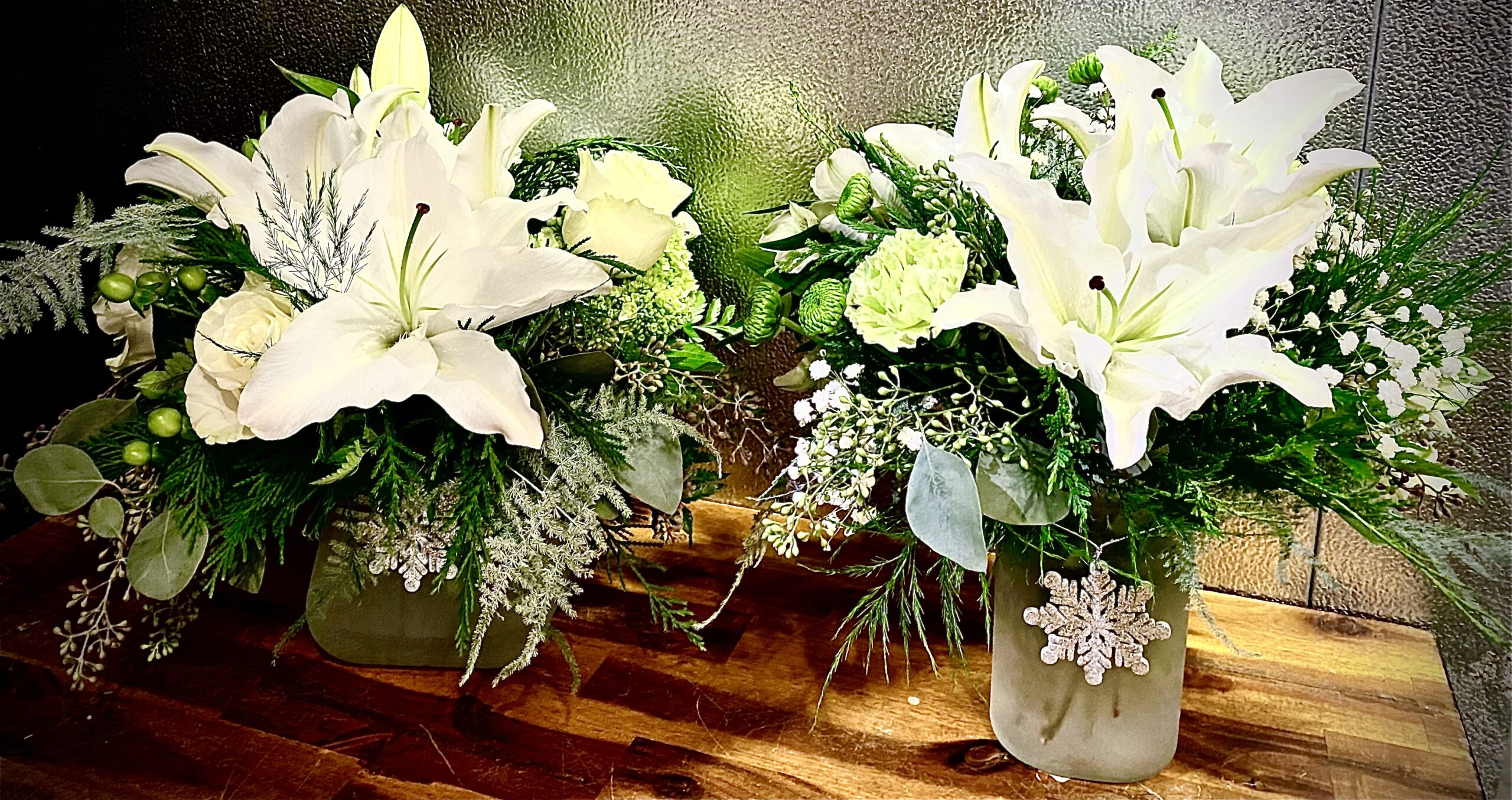 A Simple Winter Floral Arrangement - Sincerely, Marie Designs